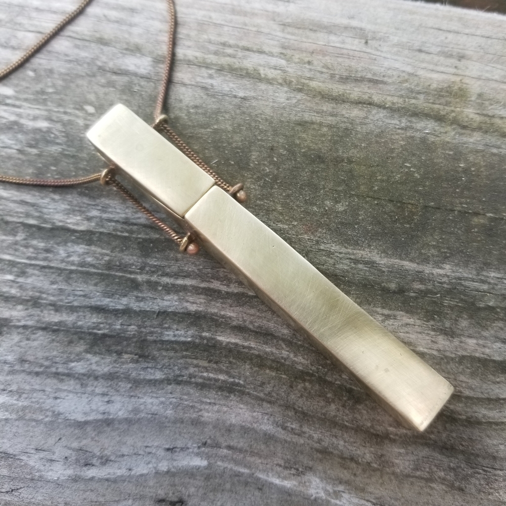 Bisjoux Gold Stash Pendant Necklace